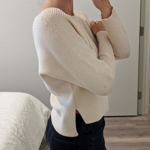 Aritzia Wilfred 100% merino wool knit sweater